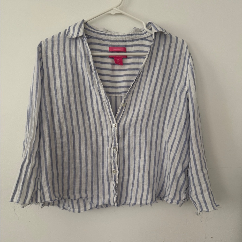 Isaac Mizrahi 100% linen Blue and White Striped Button Down Shirt